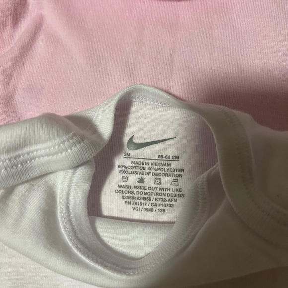 Nike Baby Girl 3-Piece Set | Pink & White Bodysuits + Jogger Pants | 3M - Picture 3 of 5